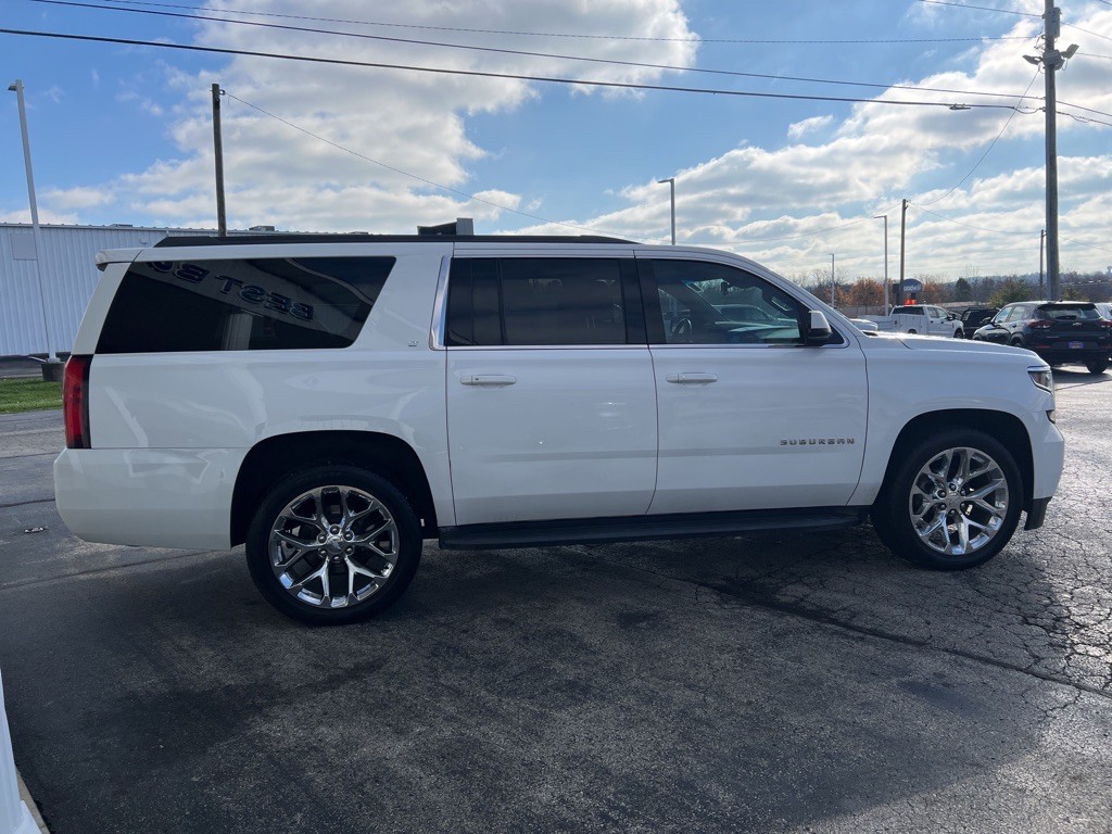 2018 Chevrolet Suburban Image 10