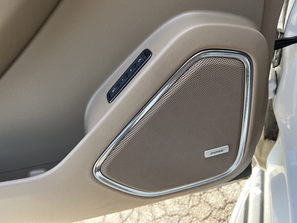 2018 Chevrolet Suburban Image 19