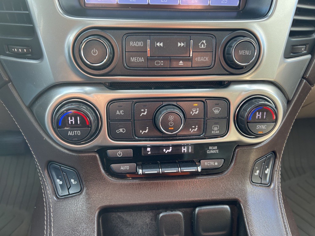 2018 Chevrolet Suburban Image 35