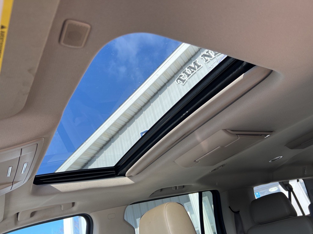 2018 Chevrolet Suburban Image 42