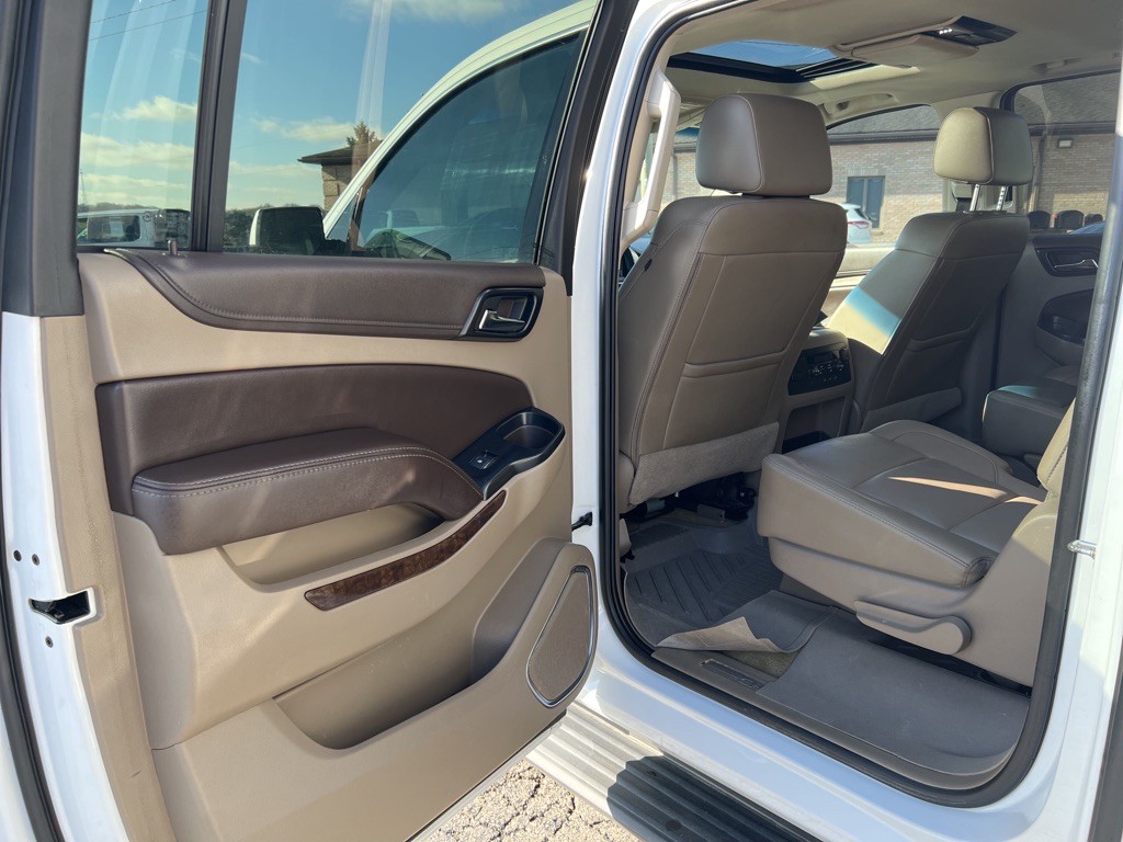 2018 Chevrolet Suburban Image 43