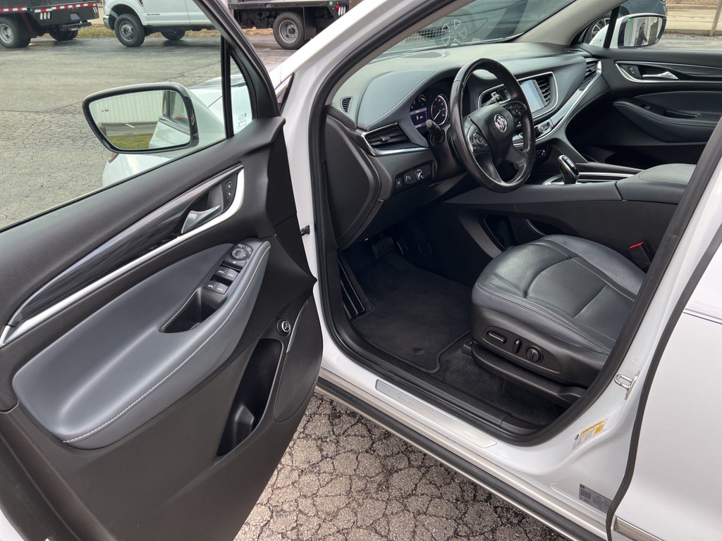 2021 Buick Enclave Image 15