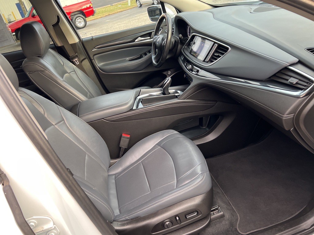 2021 Buick Enclave Image 53