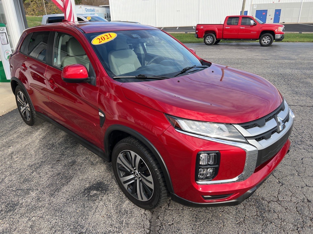 2021 Mitsubishi Outlander Image 12