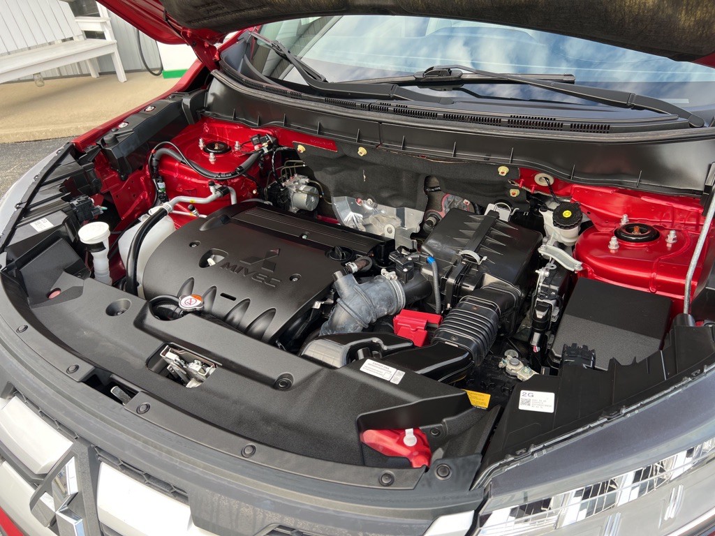 2021 Mitsubishi Outlander Image 43