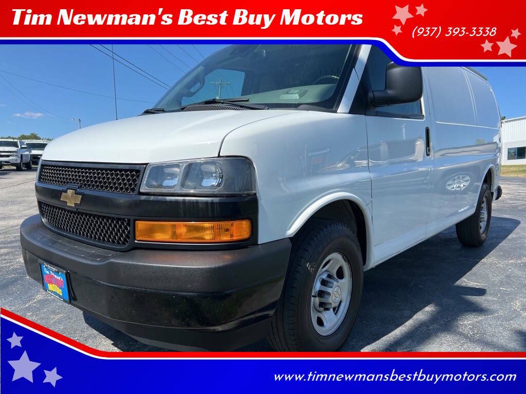 2020 Chevrolet Express Image 1