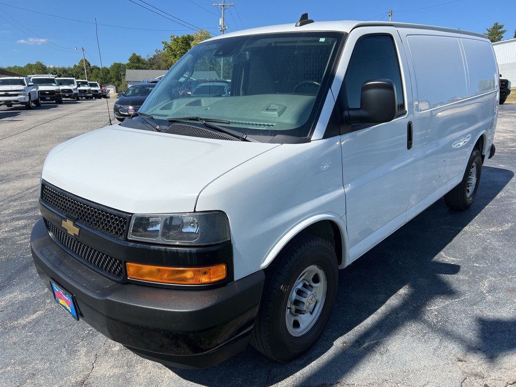 2020 Chevrolet Express Image 2