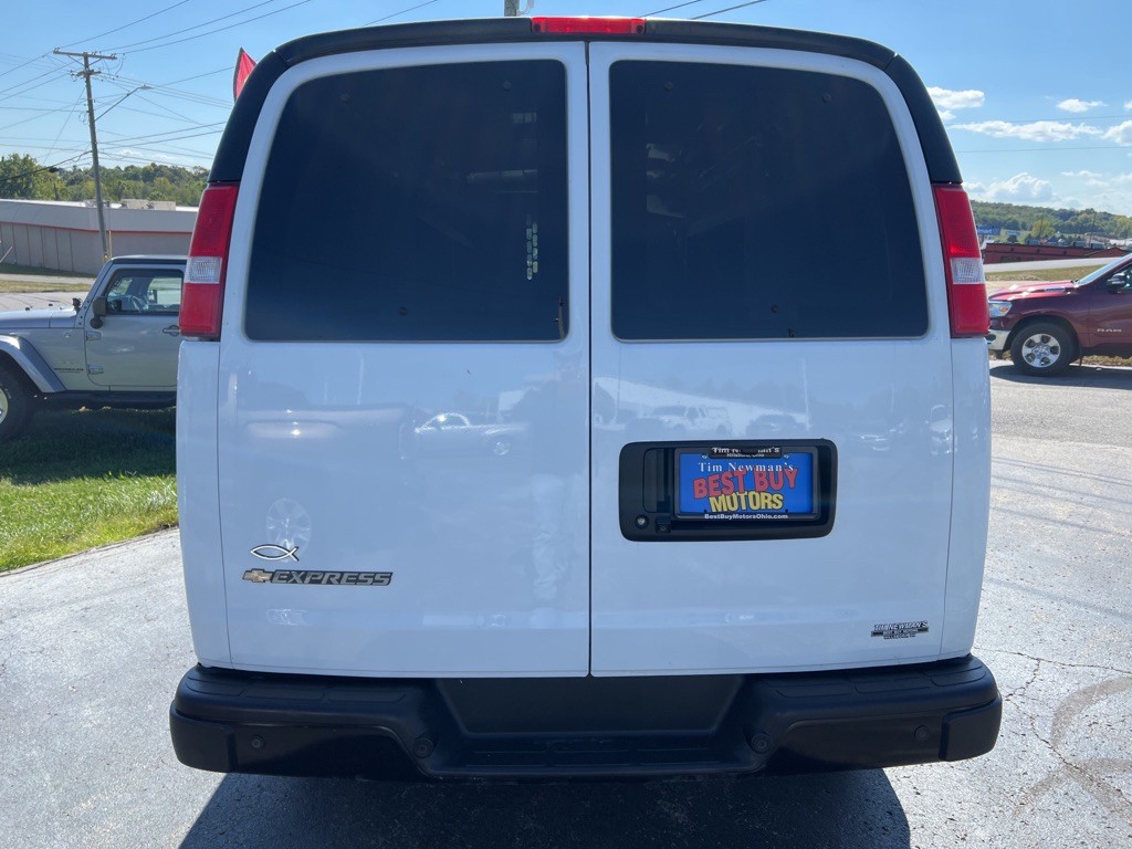 2020 Chevrolet Express Image 6