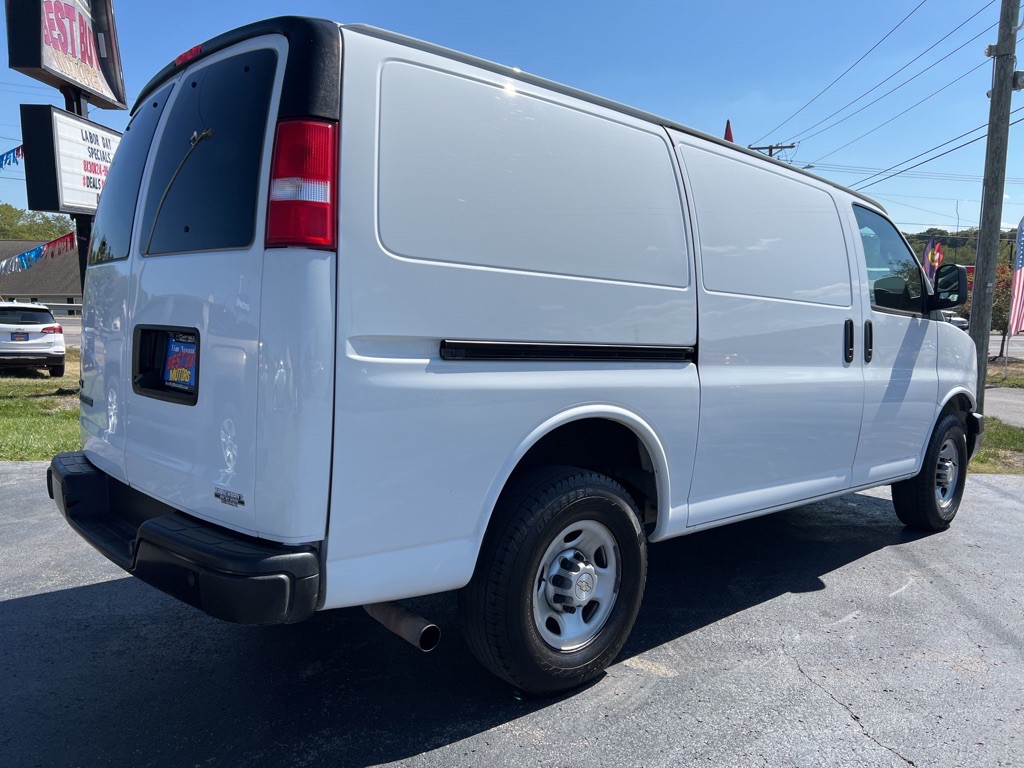 2020 Chevrolet Express Image 7