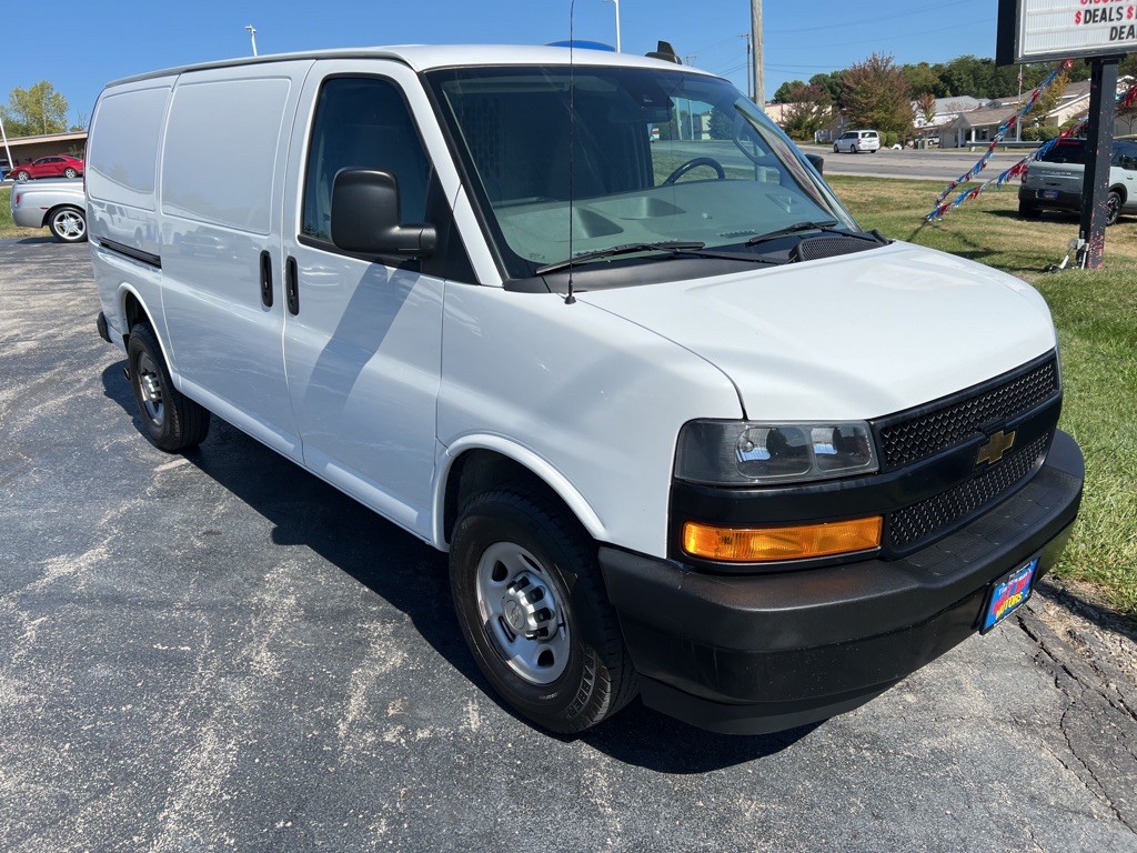 2020 Chevrolet Express Image 11