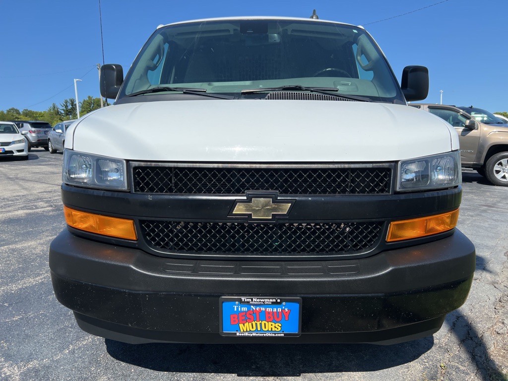 2020 Chevrolet Express Image 12