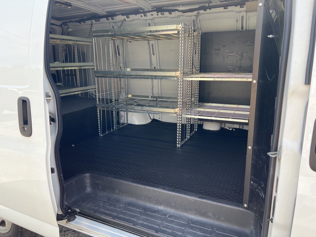 2017 Chevrolet Express Image 38