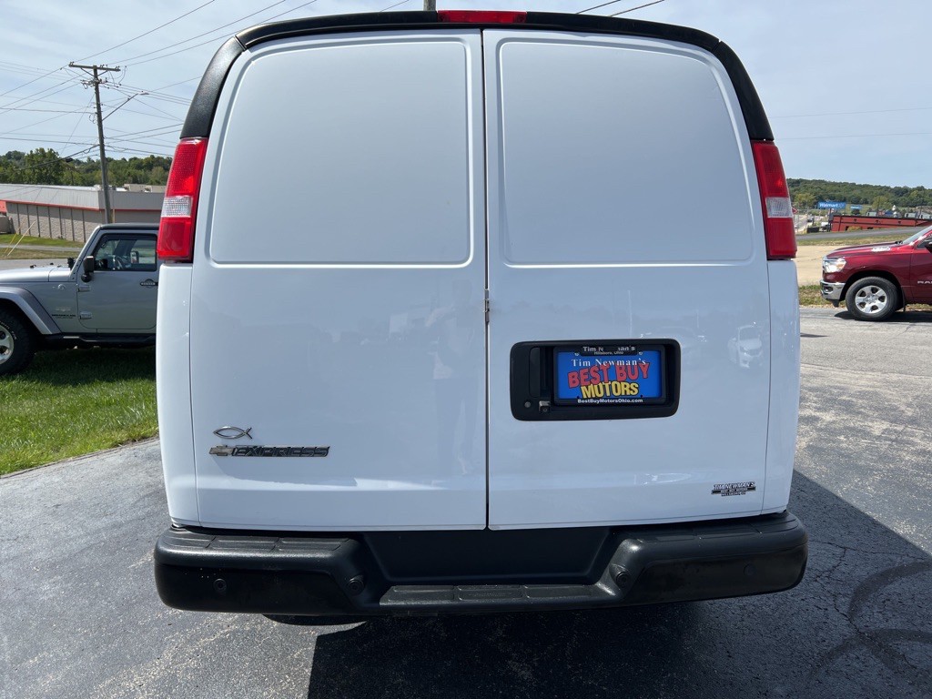 2019 Chevrolet Express Image 6