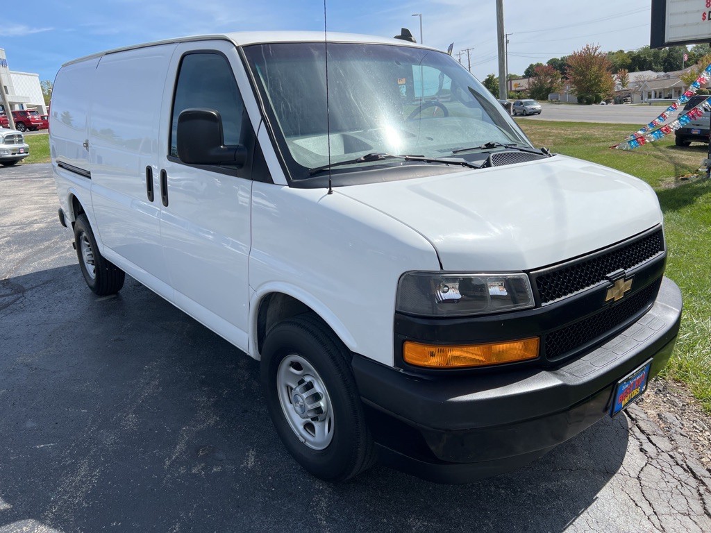2019 Chevrolet Express Image 11