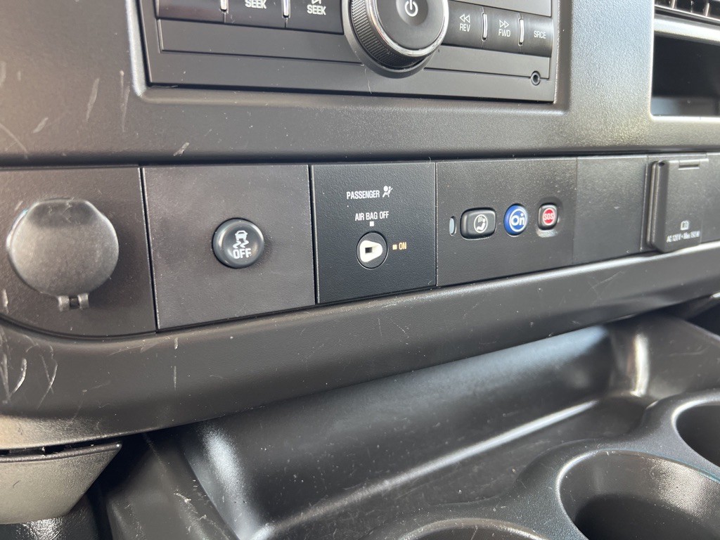 2019 Chevrolet Express Image 27