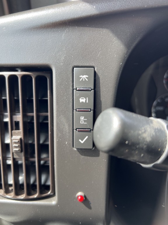 2019 Chevrolet Express Image 33