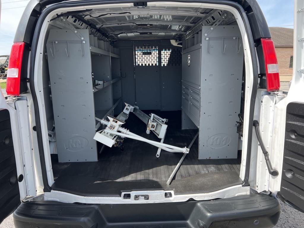 2019 Chevrolet Express Image 34