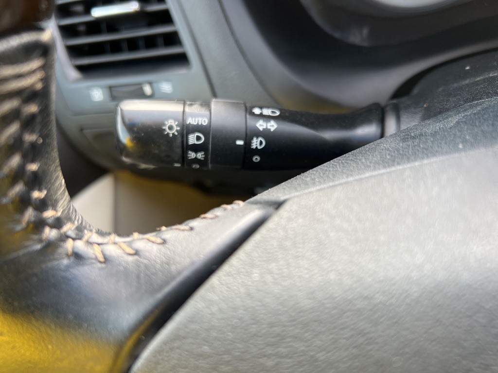 2010 Lexus ES Image 23
