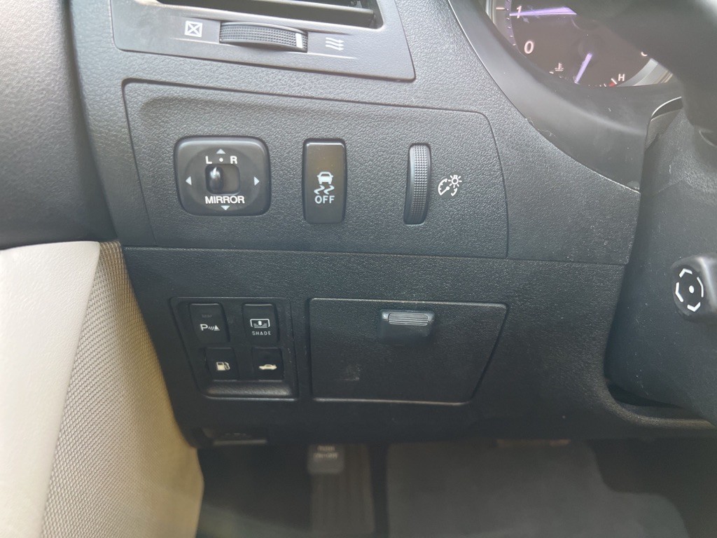 2010 Lexus ES Image 26