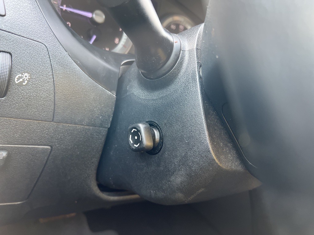 2010 Lexus ES Image 27