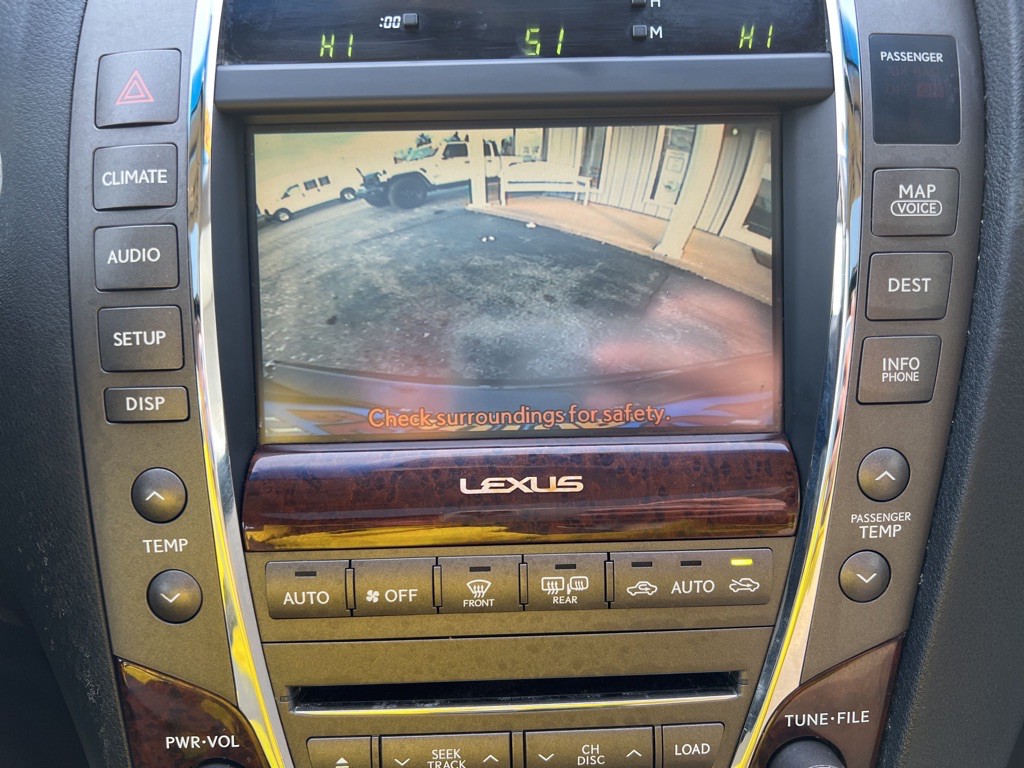 2010 Lexus ES Image 31