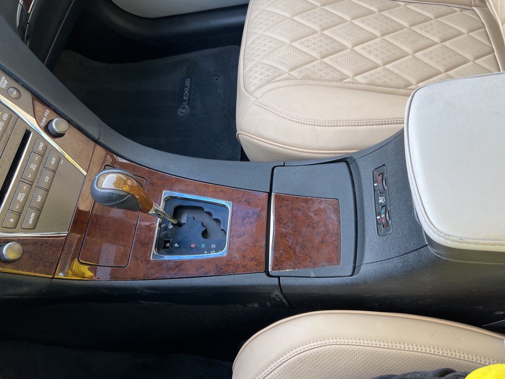 2010 Lexus ES Image 35