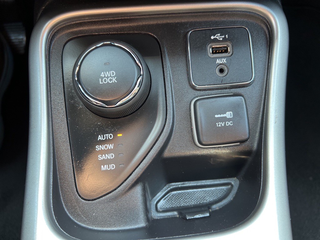 2020 Jeep Compass Image 32