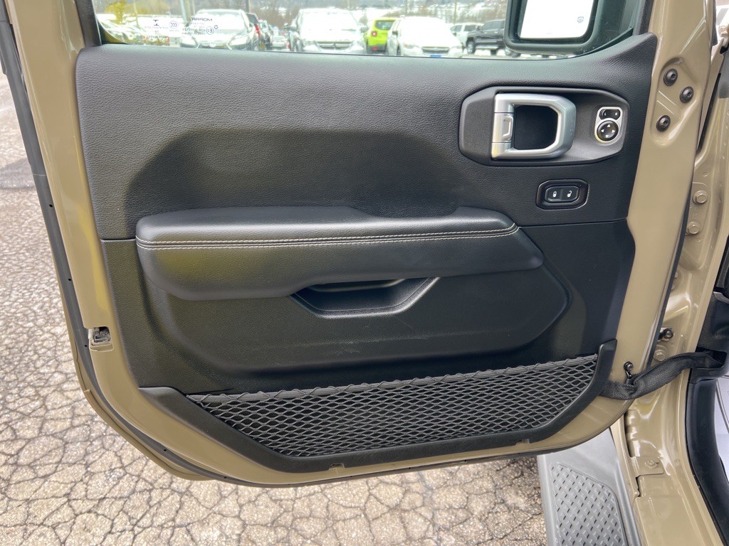 2020 Jeep Gladiator Image 16
