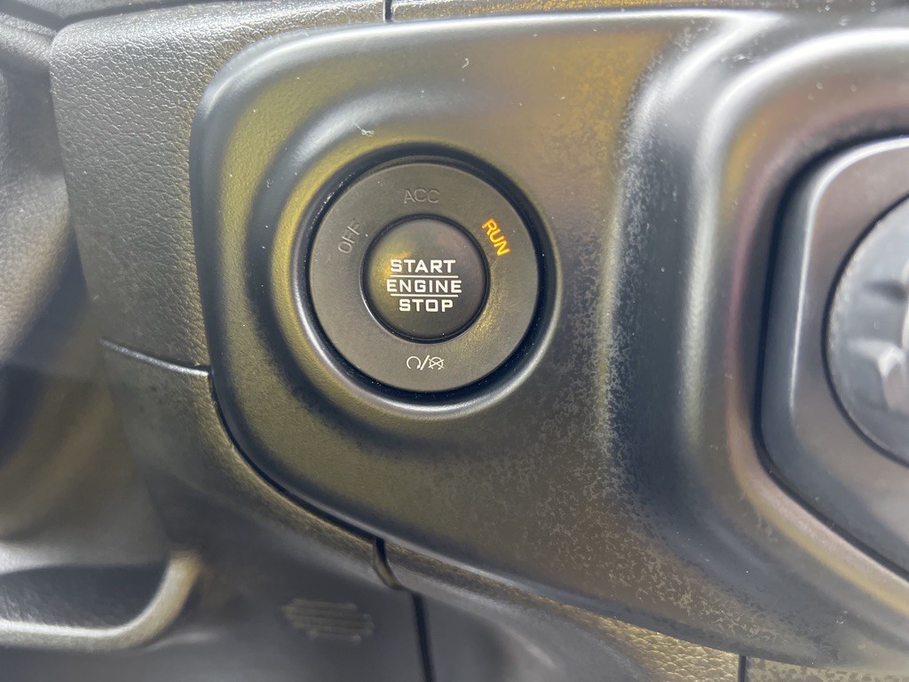2020 Jeep Gladiator Image 32