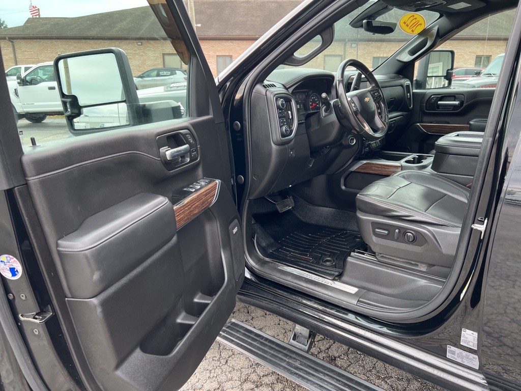 2022 Chevrolet Silverado 1500 Image 17