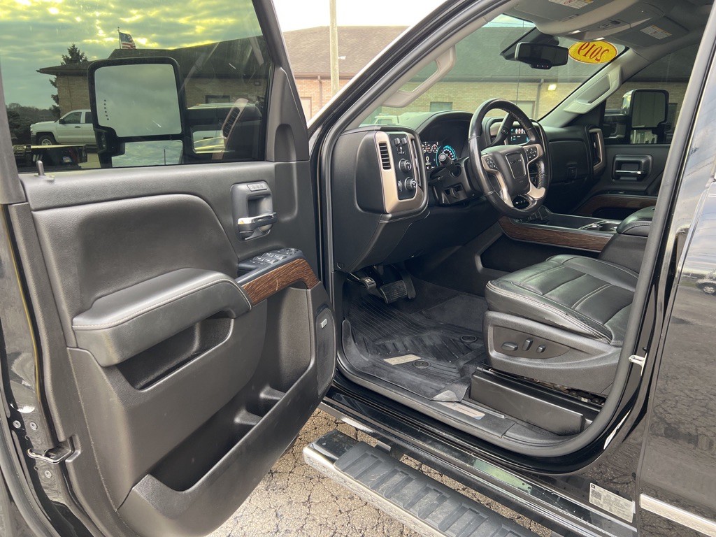 2019 GMC Sierra Image 15