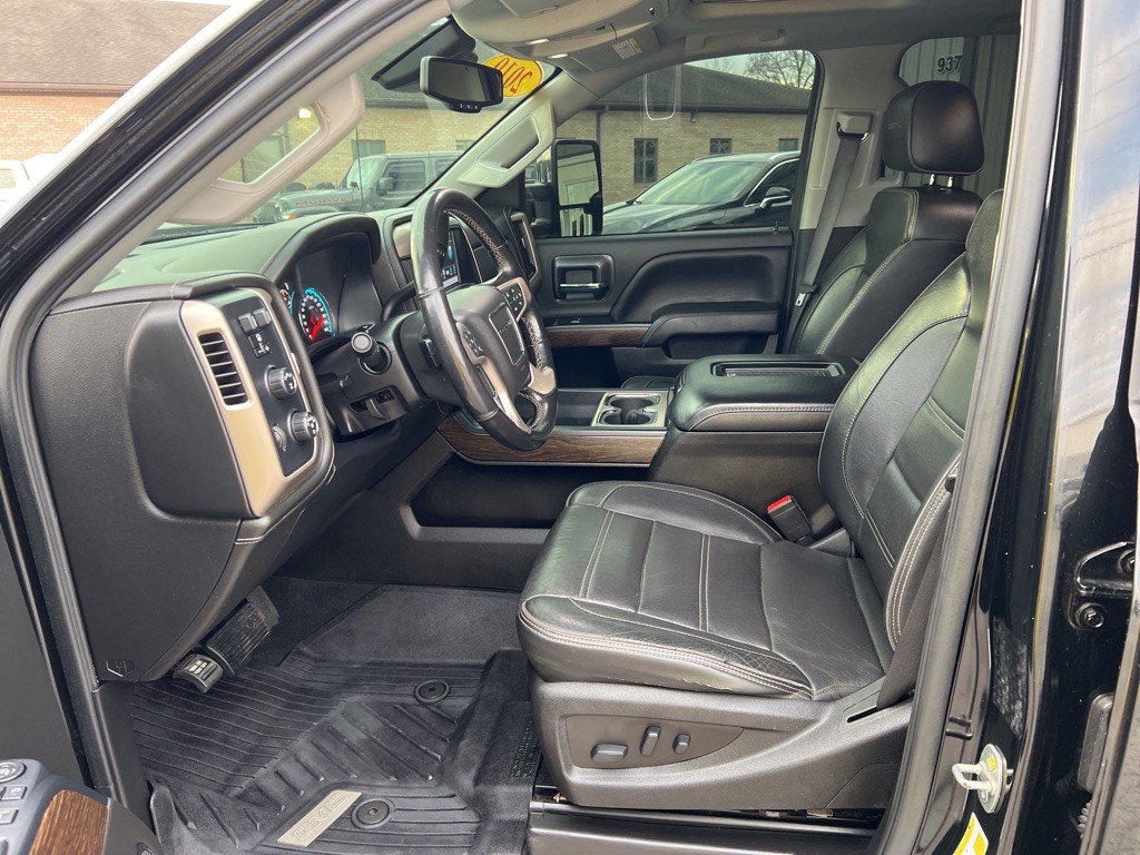 2019 GMC Sierra Image 19