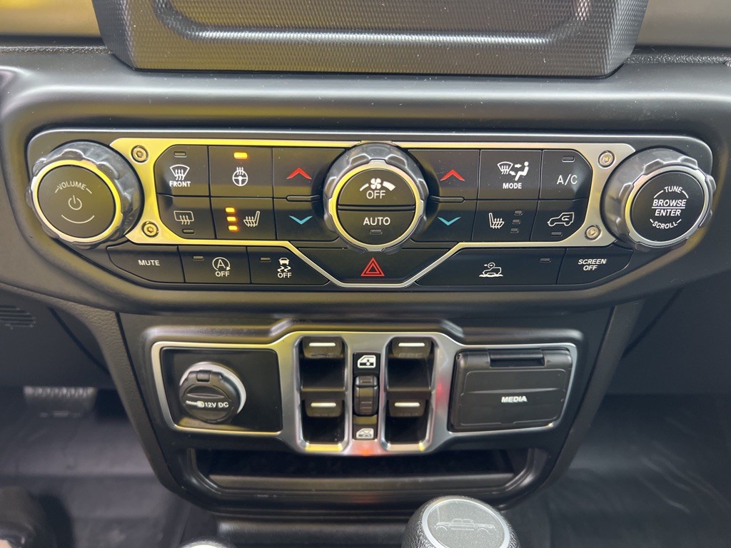 2021 Jeep Gladiator Image 32