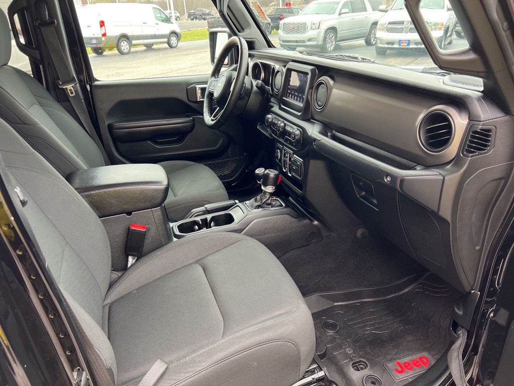 2021 Jeep Gladiator Image 42