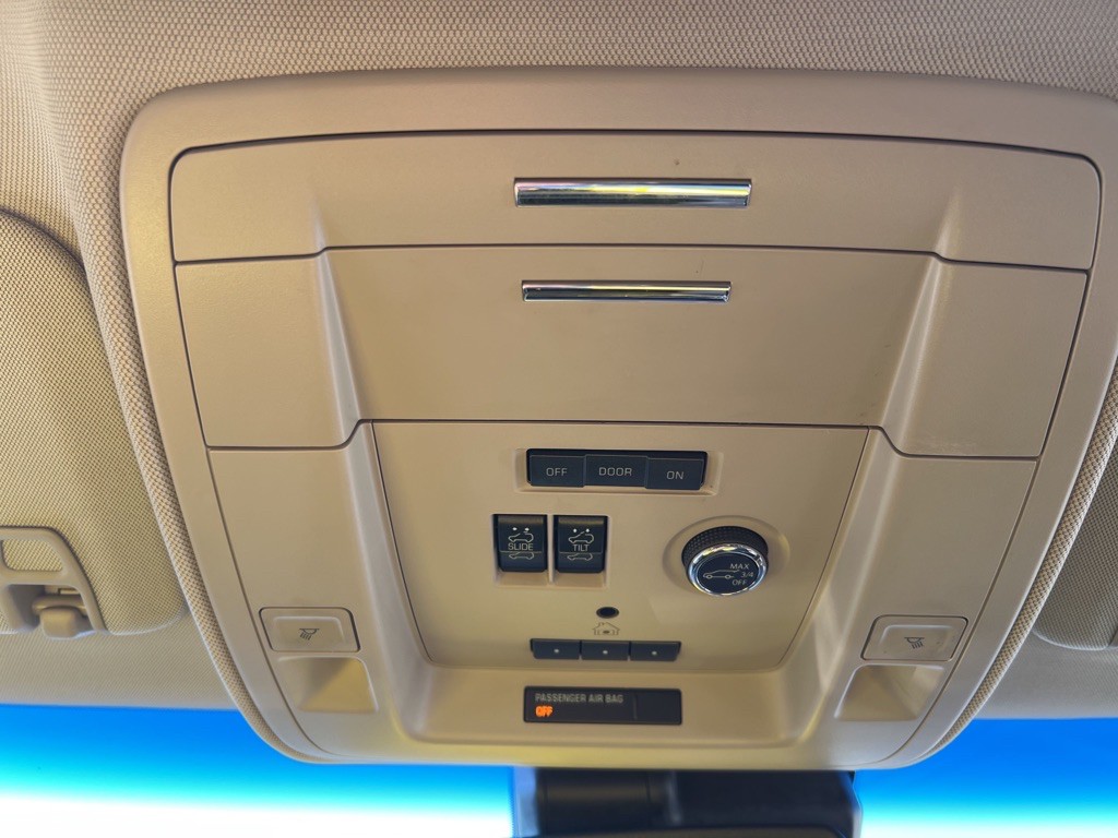 2019 GMC Yukon Image 40