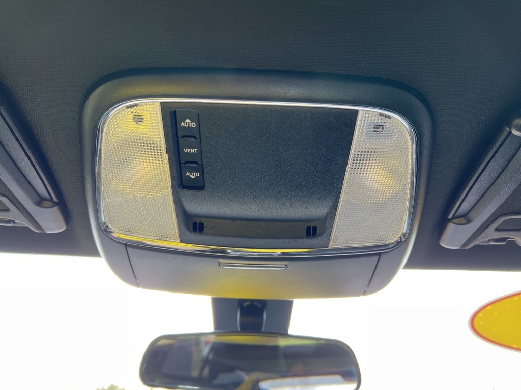 2022 Dodge Charger Image 38