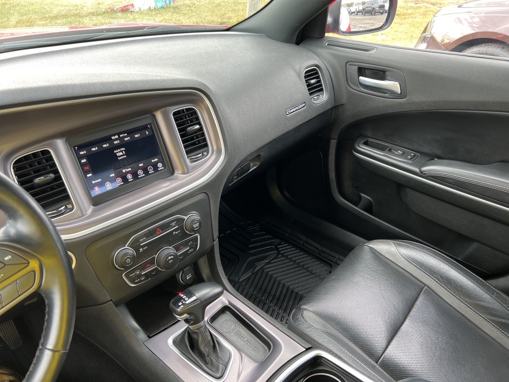 2022 Dodge Charger Image 39