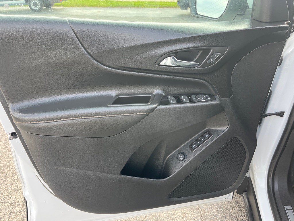 2022 Chevrolet Equinox Image 17