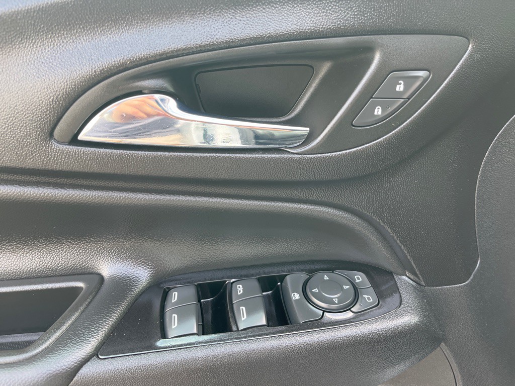 2022 Chevrolet Equinox Image 18