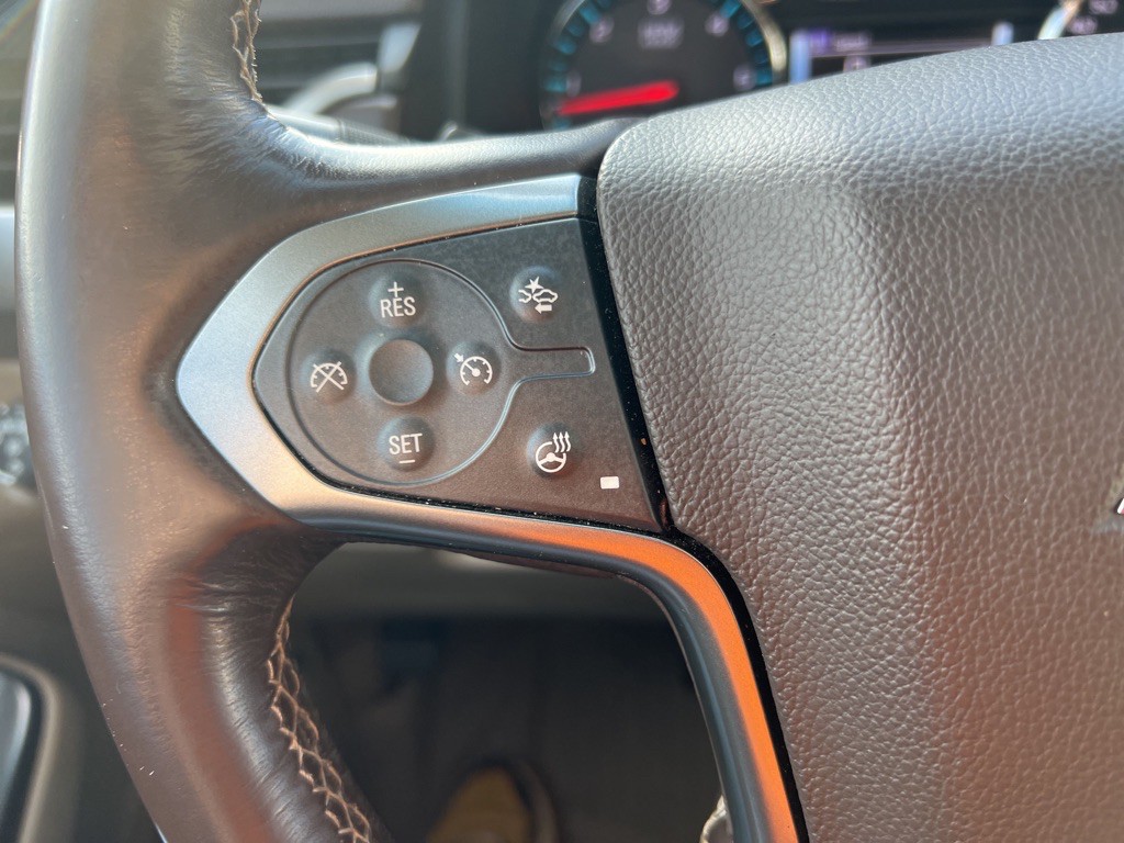 2018 Chevrolet Suburban Image 23