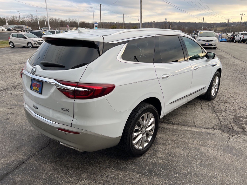 2021 Buick Enclave Image 9