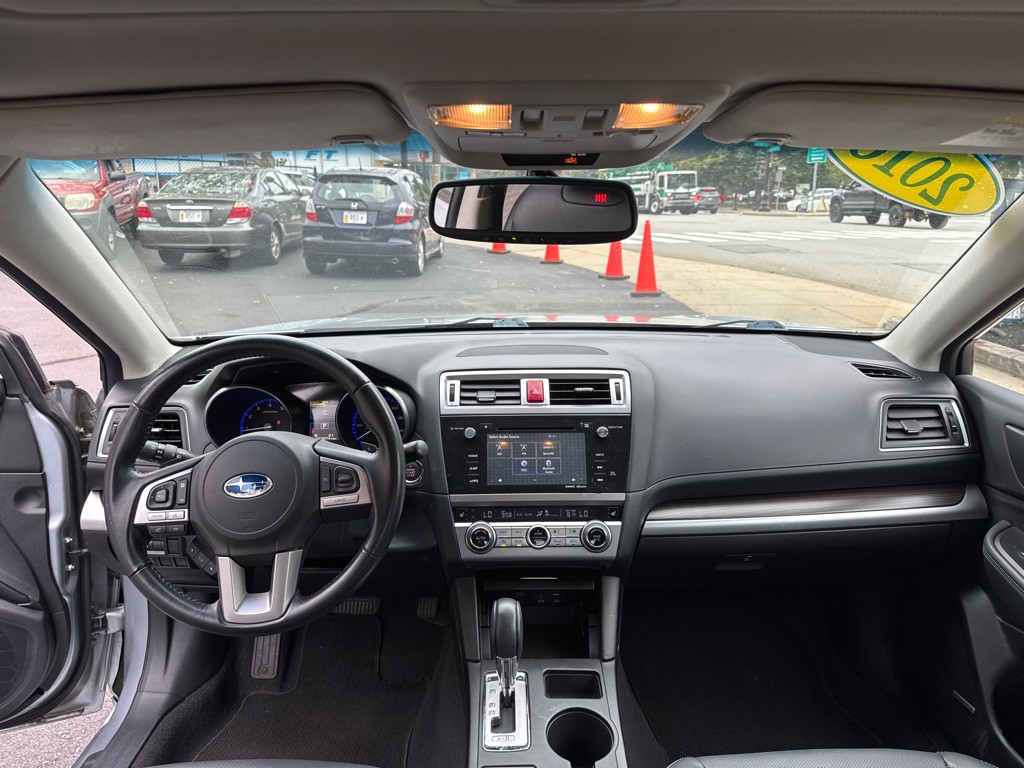 2016 Subaru Legacy Image 7