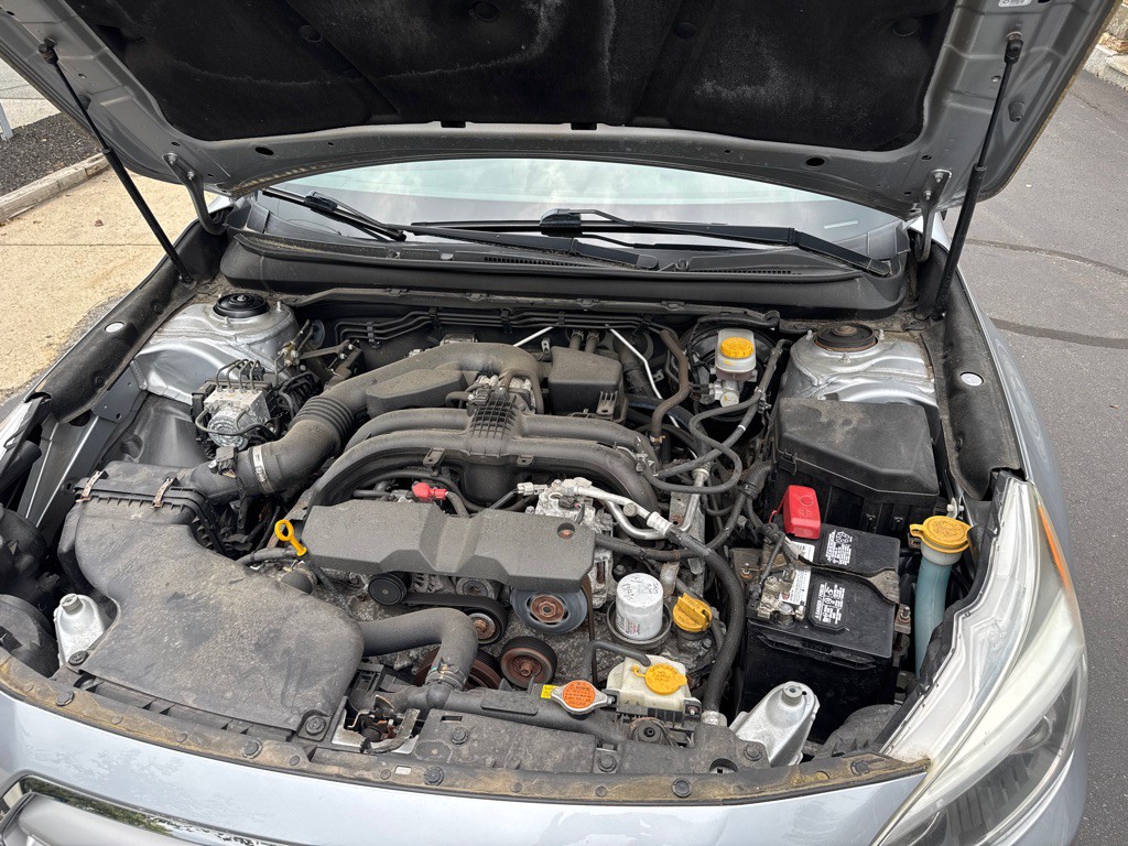 2016 Subaru Legacy Image 13