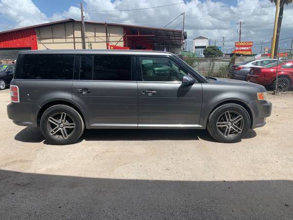 2009 Ford Flex Image 2