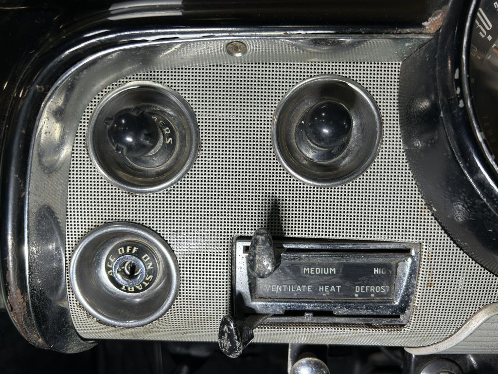 1951 Ford Victoria Image 37