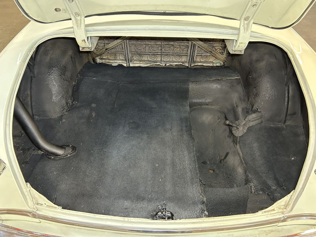 1951 Ford Victoria Image 70