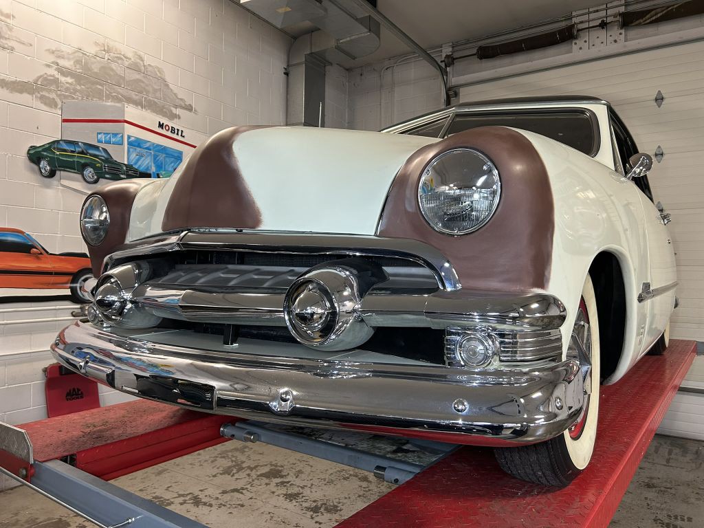 1951 Ford Victoria Image 75
