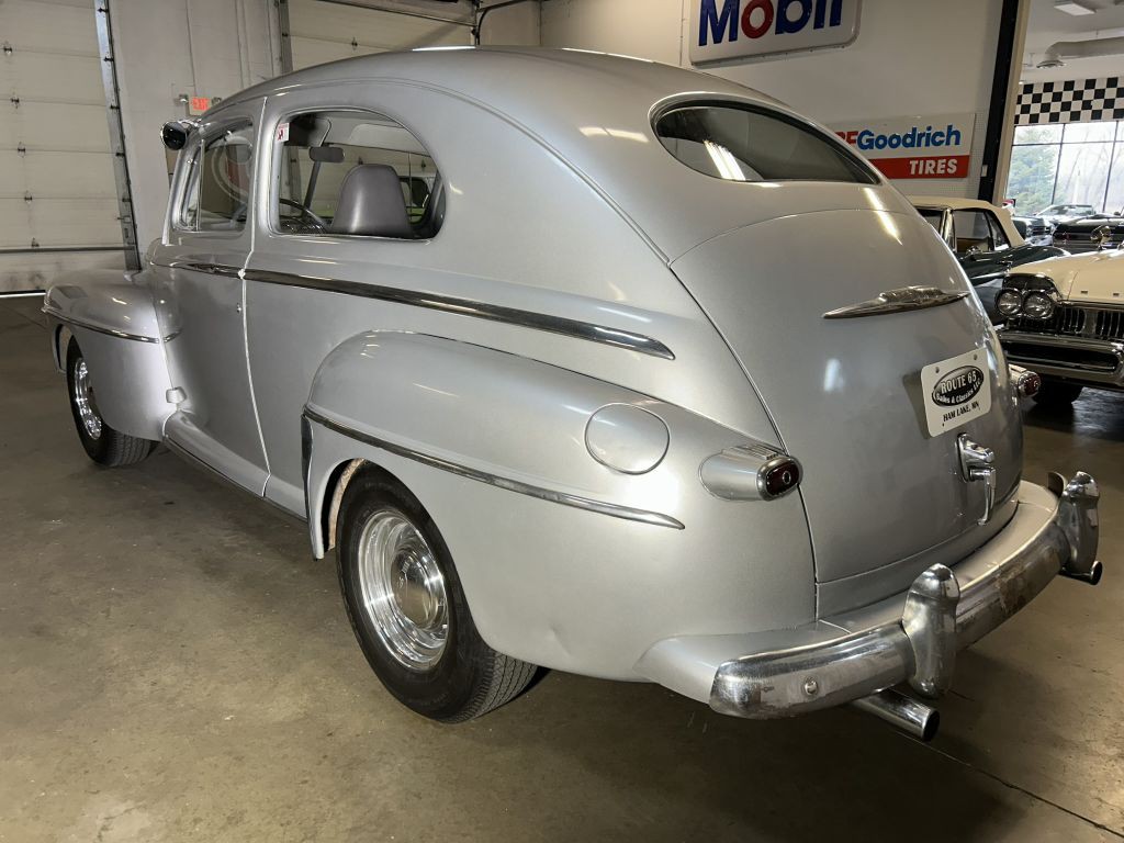 1947 Ford Deluxe Image 7