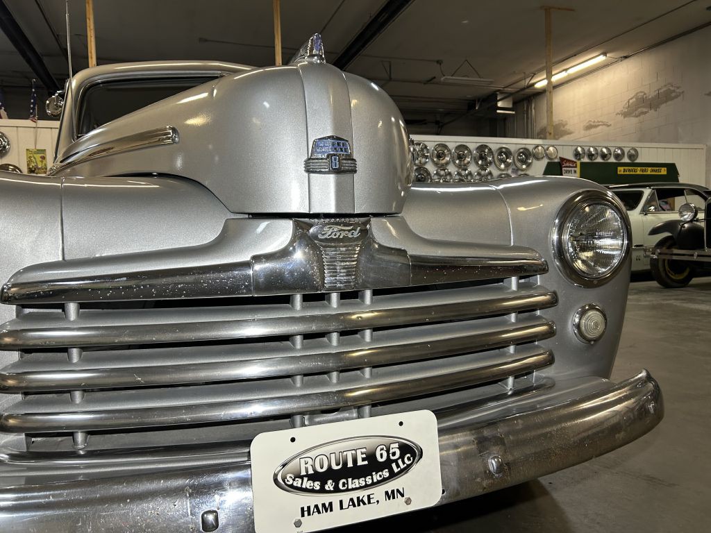 1947 Ford Deluxe Image 9