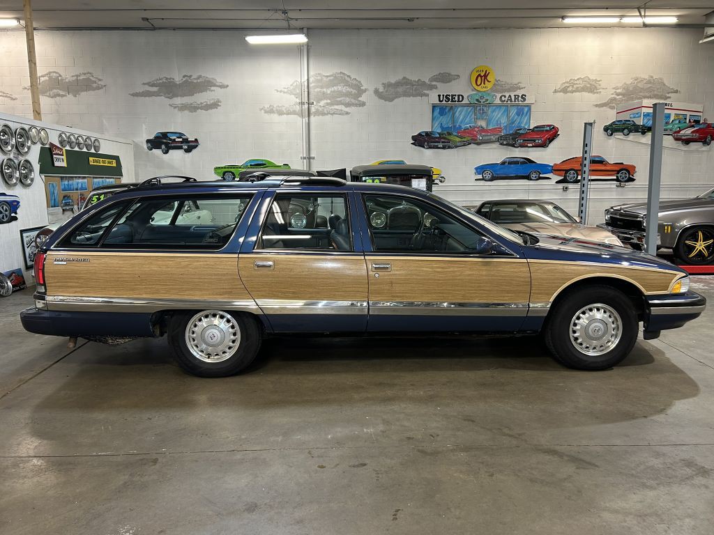1996 Buick Roadmaster Image 4